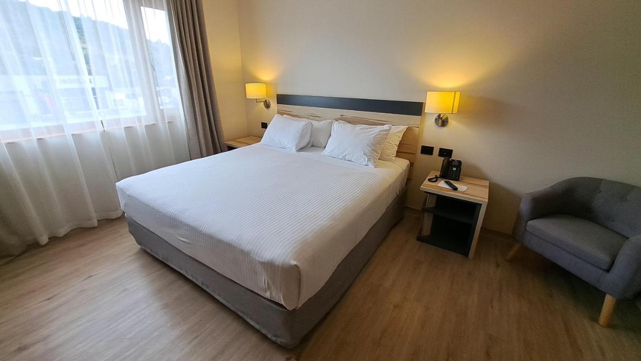 Hotel Diego De Almagro קסטרו מראה חיצוני תמונה