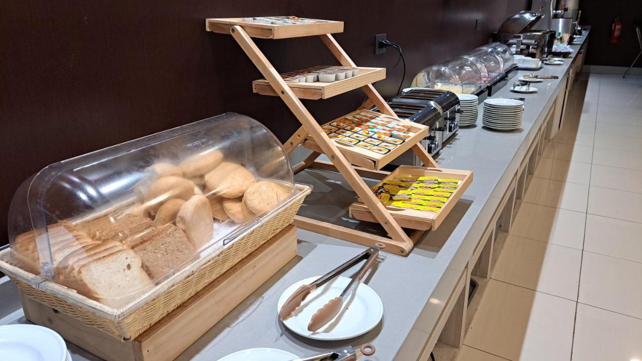 Hotel Diego De Almagro קסטרו מראה חיצוני תמונה