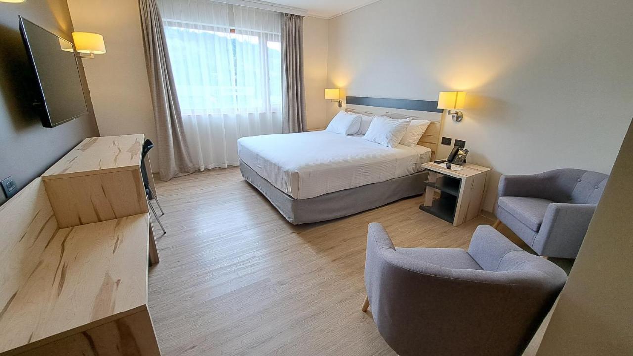 Hotel Diego De Almagro קסטרו מראה חיצוני תמונה
