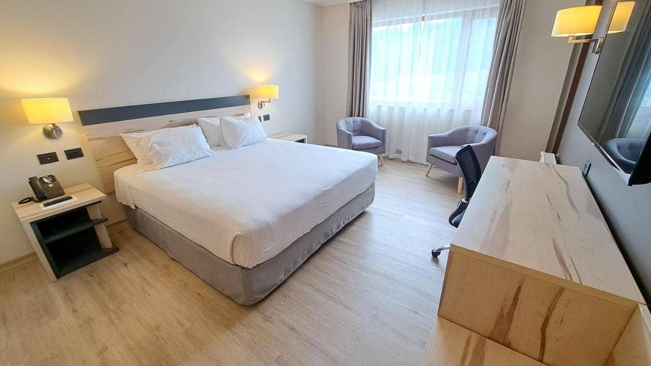 Hotel Diego De Almagro קסטרו מראה חיצוני תמונה
